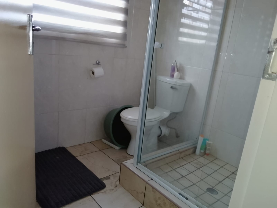 To Let 3 Bedroom Property for Rent in Waterval East North West